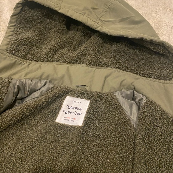 Zara Girls Olive Coat - Picture 6 of 11